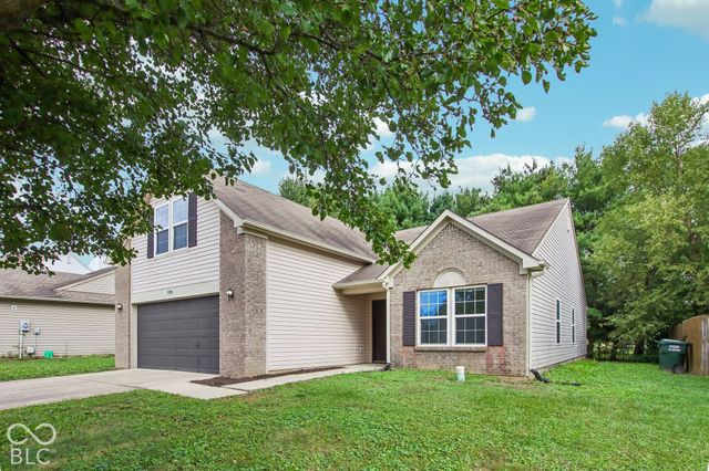 976 Webb Drive, Greenfield, IN 46140