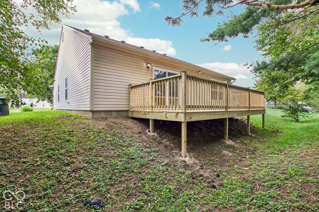 976 Webb Drive, Greenfield, IN 46140