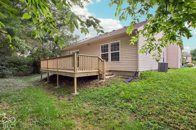 976 Webb Drive, Greenfield, IN 46140