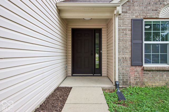 976 Webb Drive, Greenfield, IN 46140