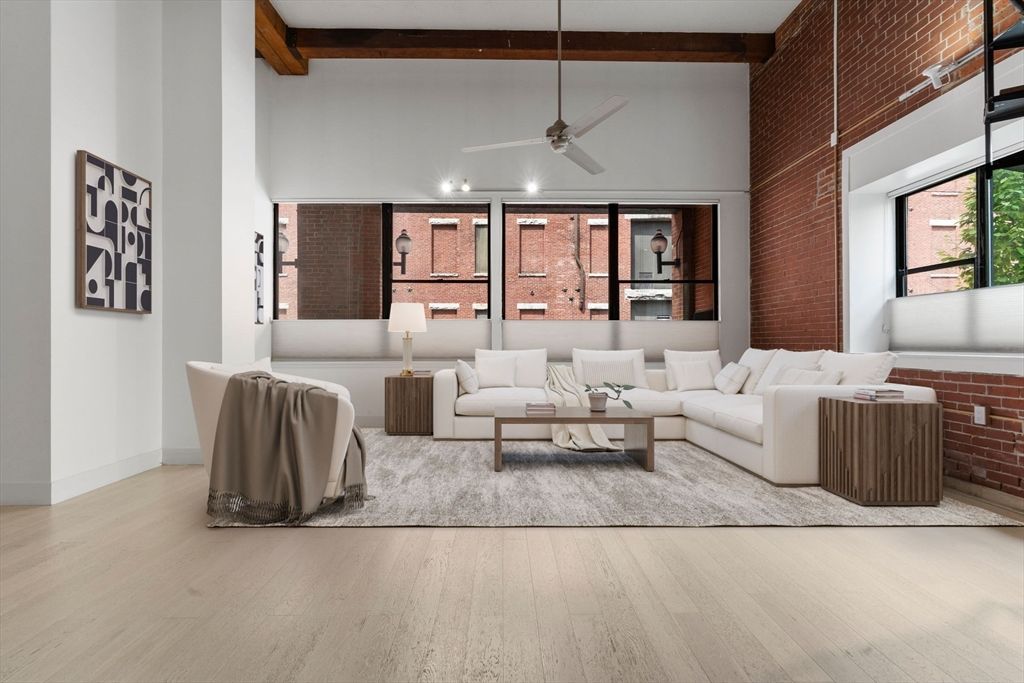 15 Sleeper Street 106, Boston, MA 02210