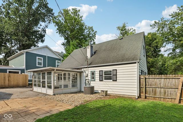 5527 Crestview Avenue, Indianapolis, IN 46220