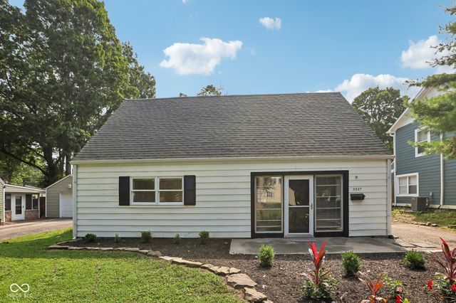 5527 Crestview Avenue, Indianapolis, IN 46220