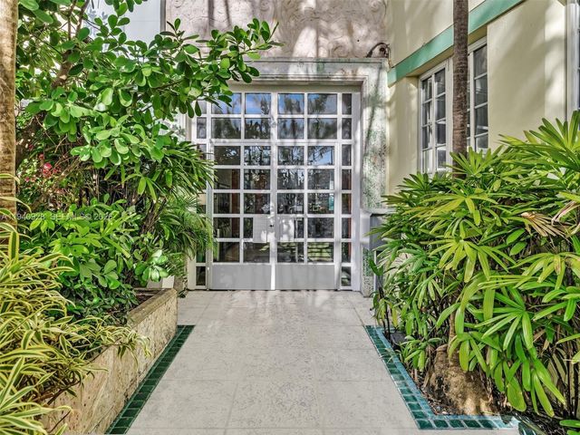 530 Ocean Dr 104A, Miami Beach, FL 33139