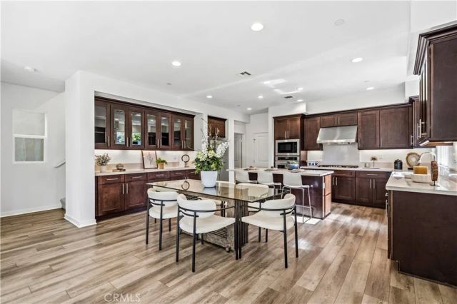 608 Cultivate, Irvine, CA 92618