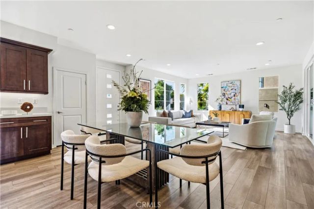 608 Cultivate, Irvine, CA 92618