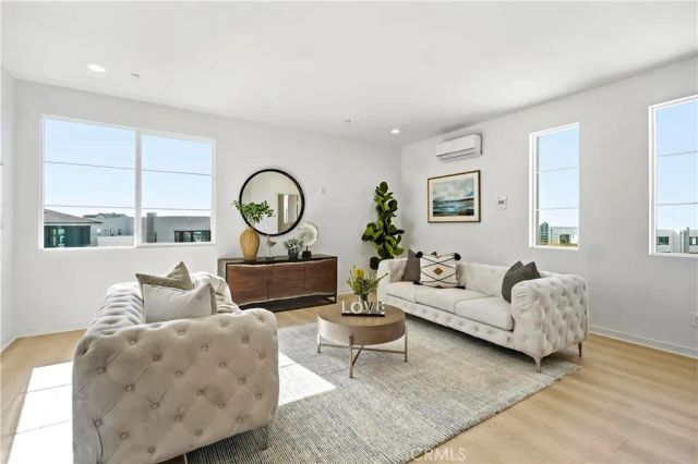 608 Cultivate, Irvine, CA 92618