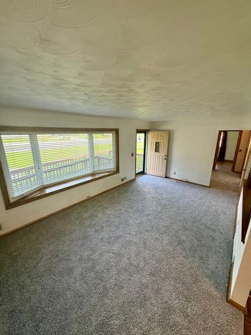 4585 Otter Lake Road, White Bear Lake, MN 55110