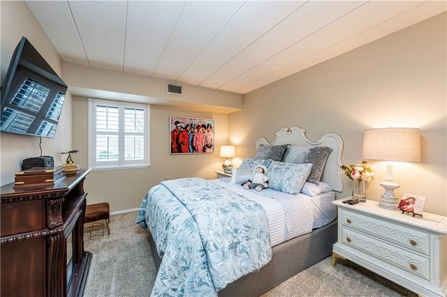 3 Alta Vita Dr 205, Hempfield Twp, PA 15601