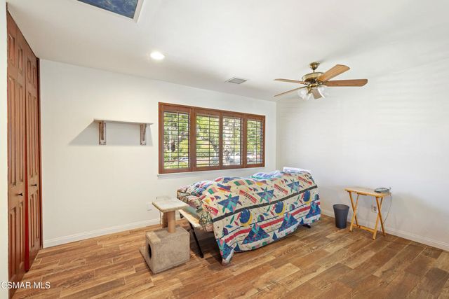 28831 Oakpath Drive 44, Agoura Hills, CA 91301