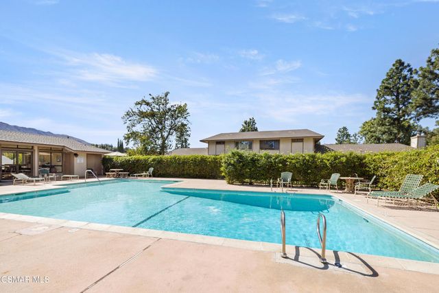 28831 Oakpath Drive 44, Agoura Hills, CA 91301