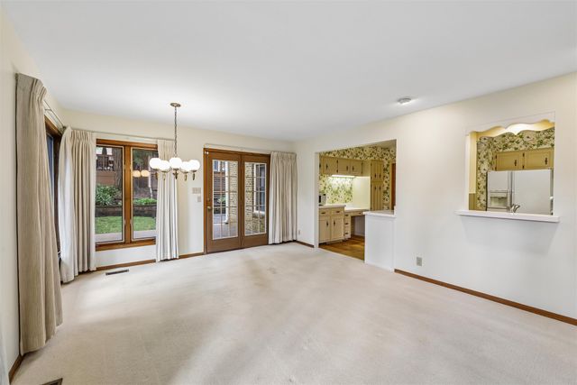 648 56th Street, Des Moines, IA 50312