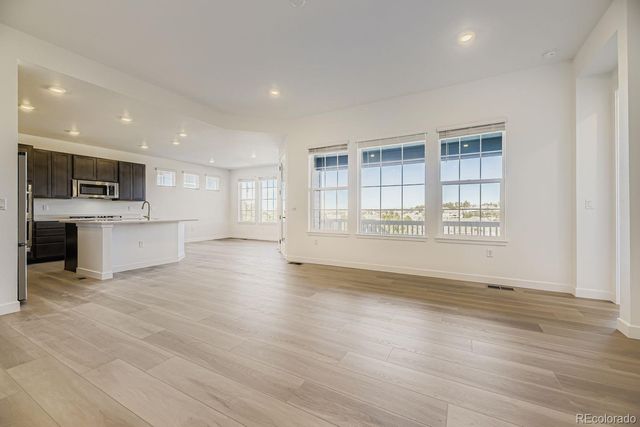 24515 E Kettle Court, Aurora, CO 80016