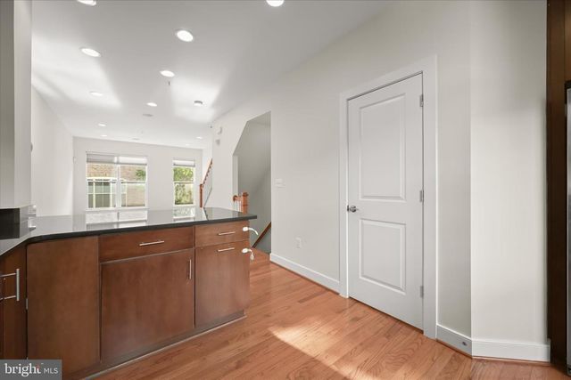 5720 46TH PL, Hyattsville, MD 20781