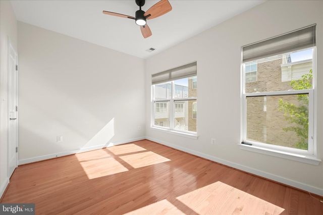 5720 46TH PL, Hyattsville, MD 20781