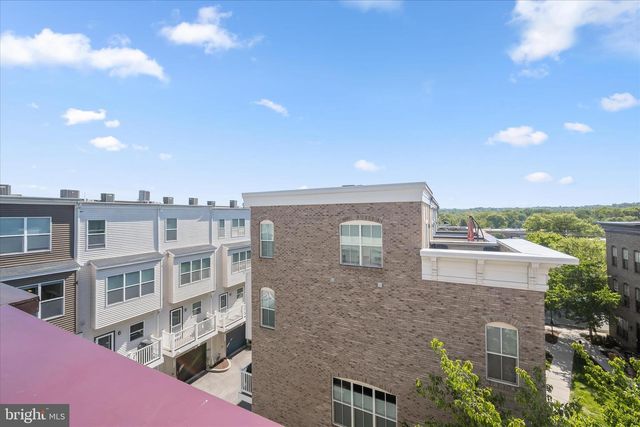 5720 46TH PL, Hyattsville, MD 20781