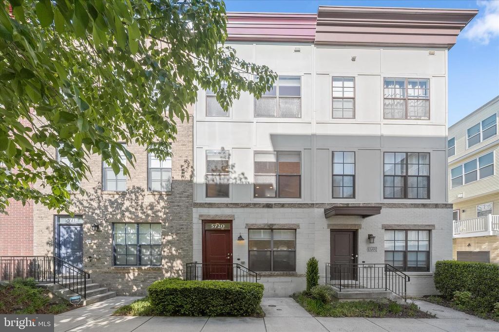 5720 46TH PL, Hyattsville, MD 20781