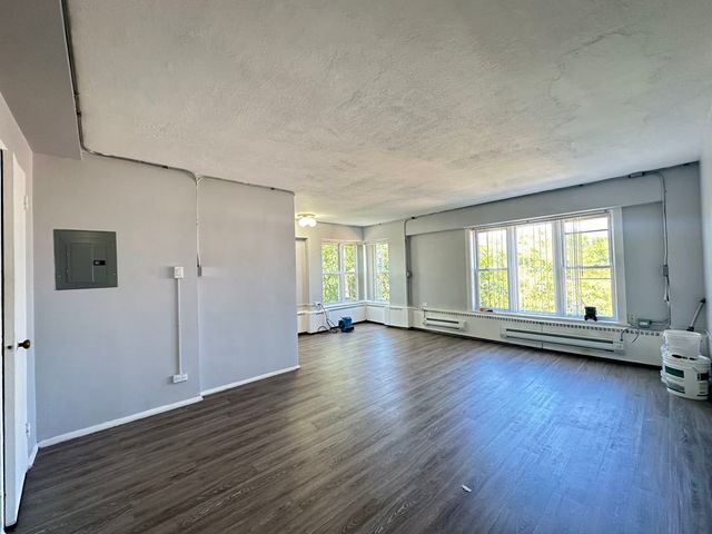 7333 N Ridge Boulevard 510, Chicago, IL 60645