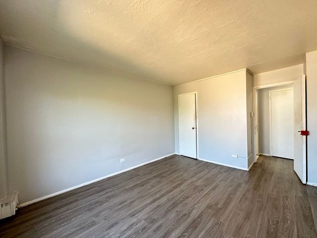 7333 N Ridge Boulevard 510, Chicago, IL 60645