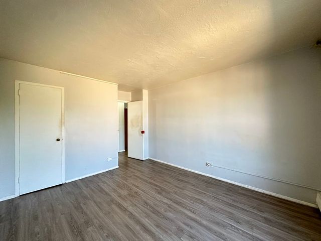 7333 N Ridge Boulevard 510, Chicago, IL 60645