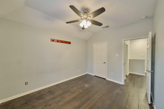 87 Benedict Canyon Loop, The Woodlands, TX 77382