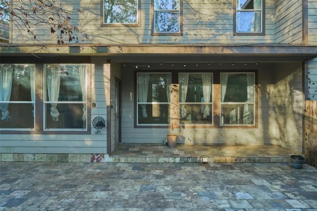 87 Benedict Canyon Loop, The Woodlands, TX 77382