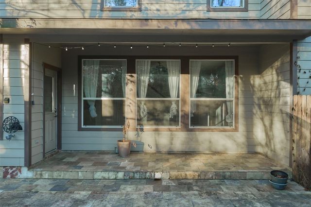 87 Benedict Canyon Loop, The Woodlands, TX 77382