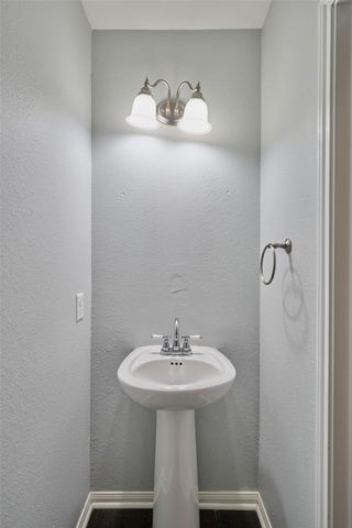 87 Benedict Canyon Loop, The Woodlands, TX 77382
