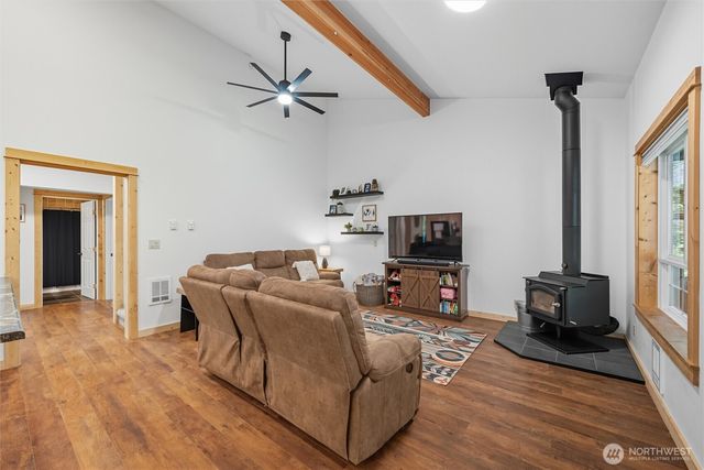 7533 Canyon View Drive, Deming, WA 98244