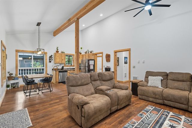 7533 Canyon View Drive, Deming, WA 98244