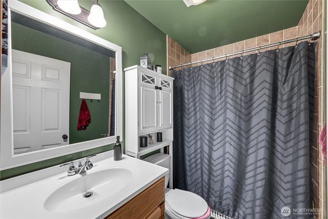 7533 Canyon View Drive, Deming, WA 98244