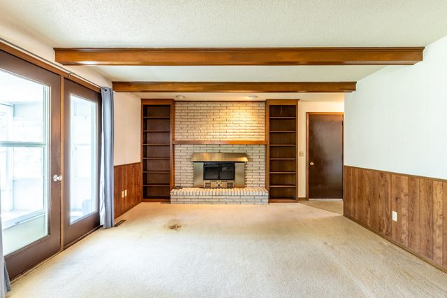 5422 Joyce Avenue, Fort Wayne, IN 46818