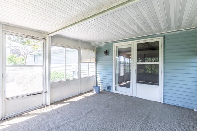 5422 Joyce Avenue, Fort Wayne, IN 46818