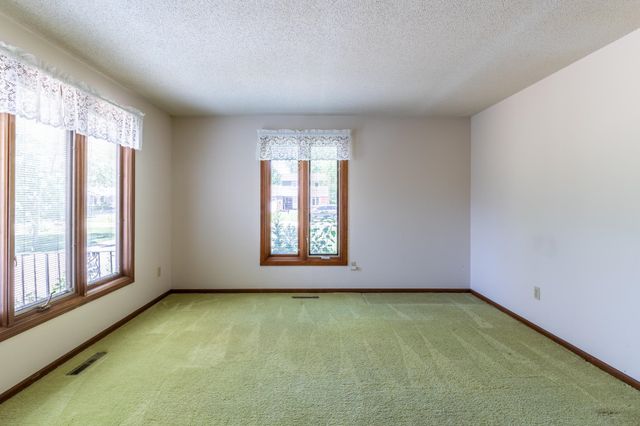 5422 Joyce Avenue, Fort Wayne, IN 46818