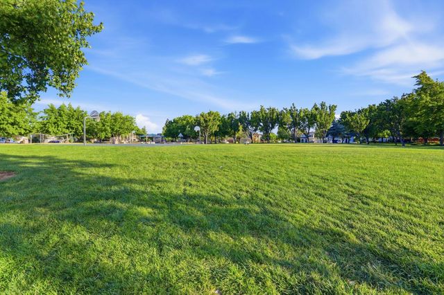 2140 Gibralter Ct, Tracy, CA 95377