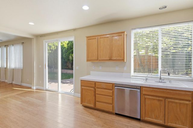2140 Gibralter Ct, Tracy, CA 95377