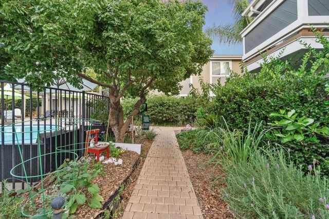 11175 Kelowna Rd Unit 3, San Diego, CA 92126