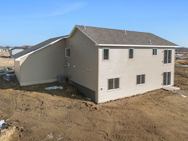 1003 Misty Meadow Boulevard, Buffalo, MN 55313