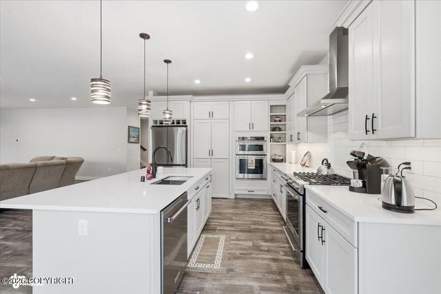 2222 S Sanctuary Drive, Palmer, AK 99645