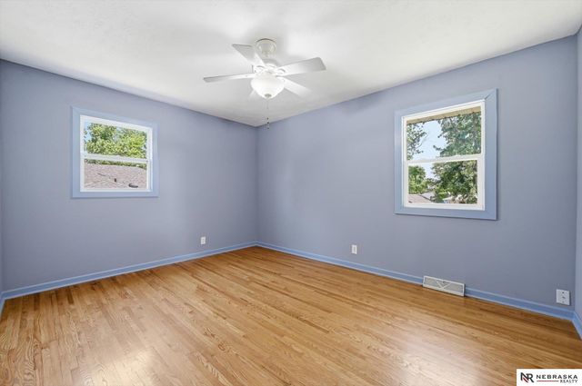 4417 N 94 Street, Omaha, NE 68134