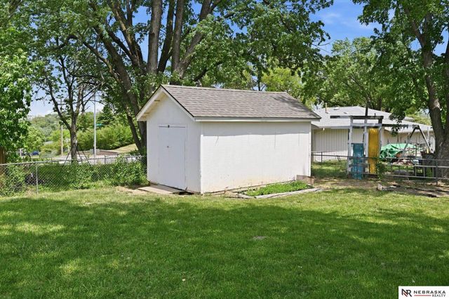 4417 N 94 Street, Omaha, NE 68134