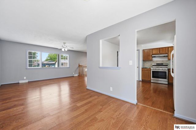4417 N 94 Street, Omaha, NE 68134