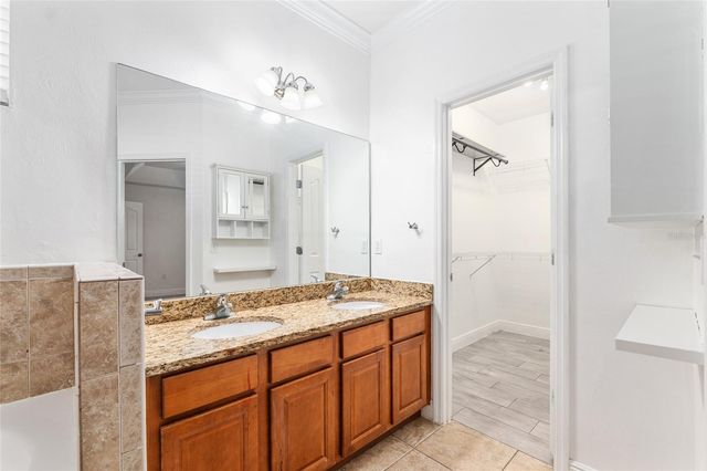 7909 SW 87TH TERRACE, Gainesville, FL 32608