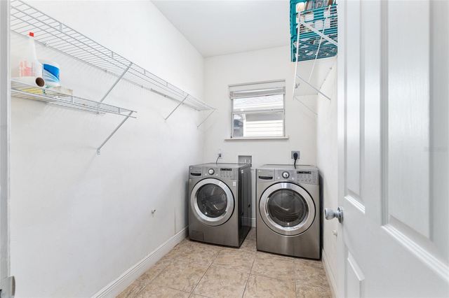 7909 SW 87TH TERRACE, Gainesville, FL 32608