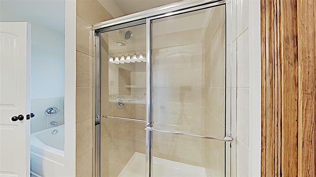 404 Charles Court, Yukon, OK 73099