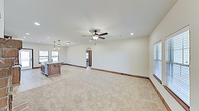 404 Charles Court, Yukon, OK 73099