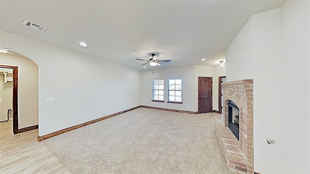 404 Charles Court, Yukon, OK 73099