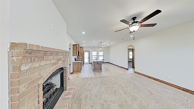 404 Charles Court, Yukon, OK 73099