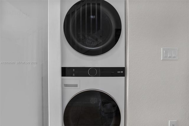 9239 SW 227th St 1, Cutler Bay, FL 33190