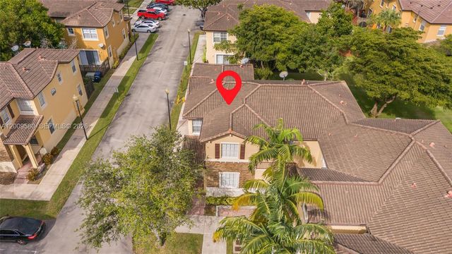 9239 SW 227th St 1, Cutler Bay, FL 33190